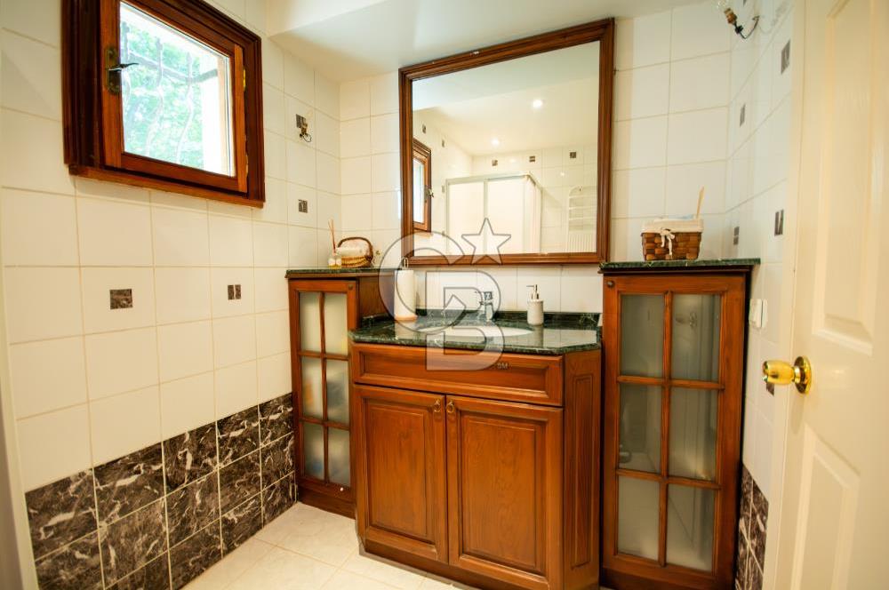 Şile Manşer de Doğa İçinde Satılık Ek İmarlı Villa