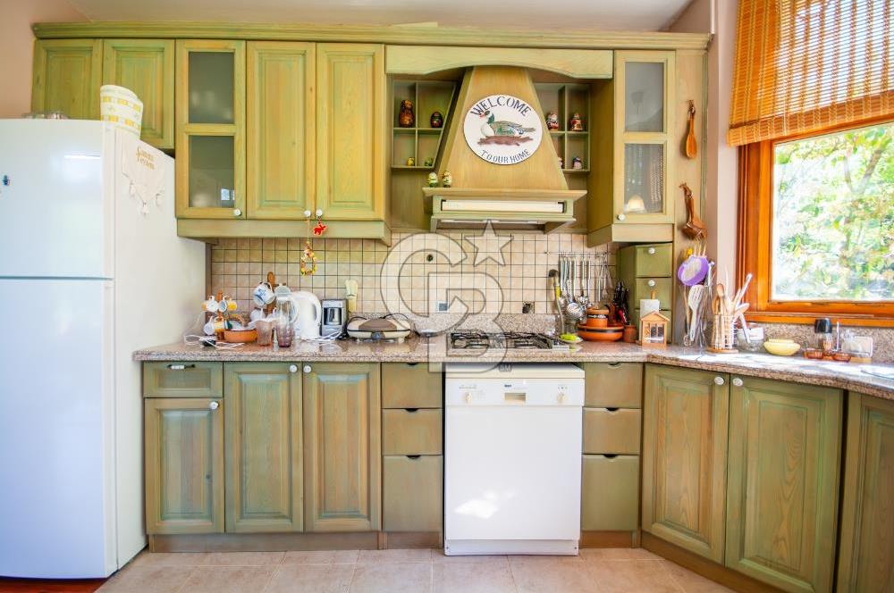 Şile Manşer de Doğa İçinde Satılık Ek İmarlı Villa