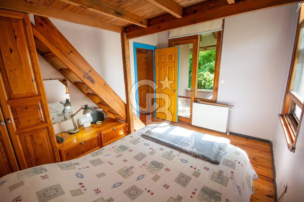Şile Manşer de Doğa İçinde Satılık Ek İmarlı Villa