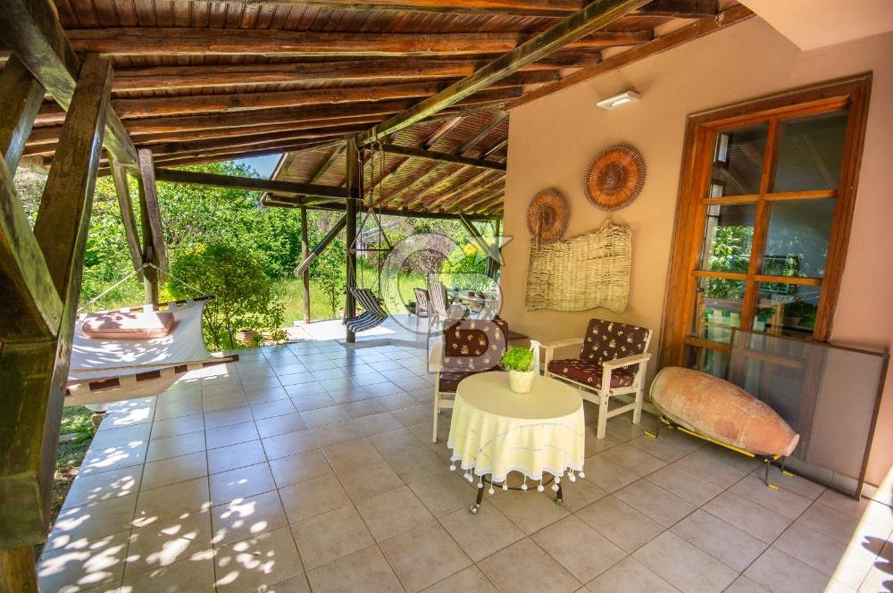 Şile Manşer de Doğa İçinde Satılık Ek İmarlı Villa