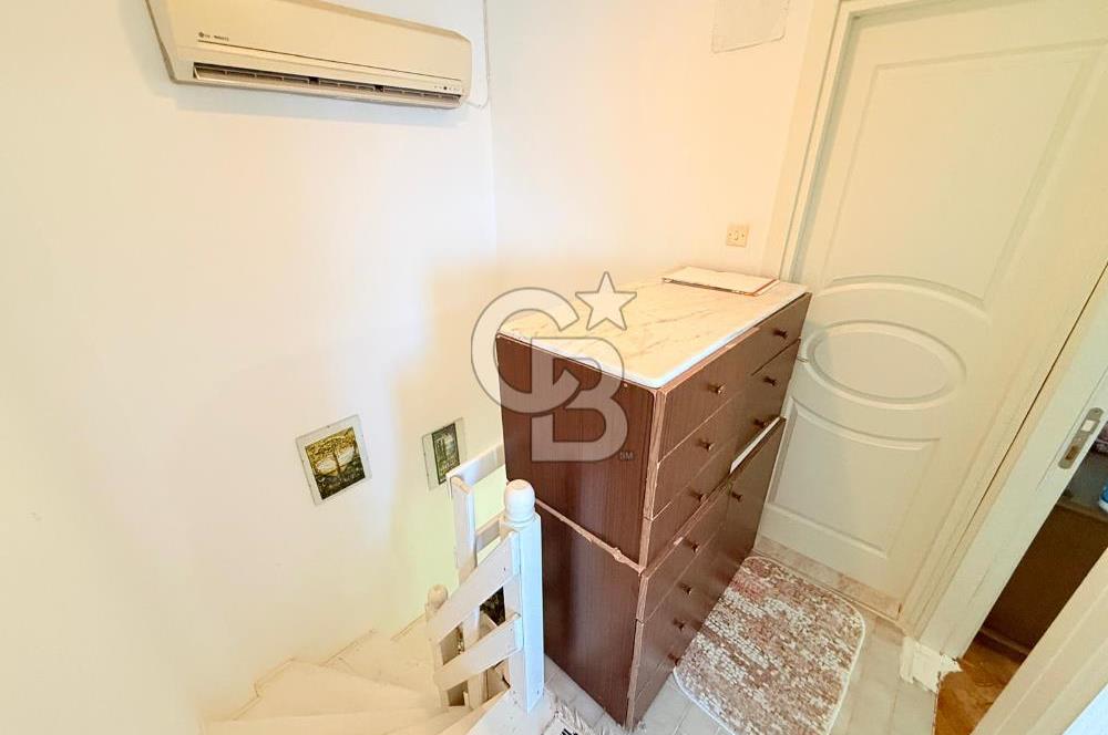 Seferihisar Akarcada Denize Sıfır Sitede Satılık Villa
