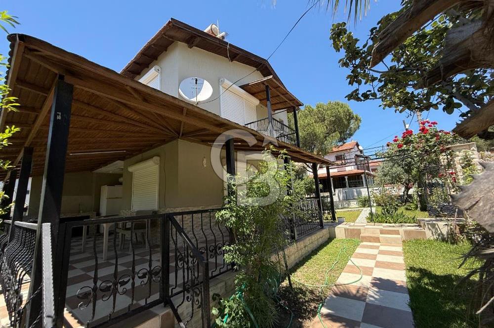 Seferihisar Akarcada Denize Sıfır Sitede Satılık Villa