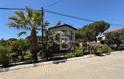 Seferihisar Akarcada Denize Sıfır Sitede Satılık Villa