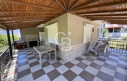 Seferihisar Akarcada Denize Sıfır Sitede Satılık Villa