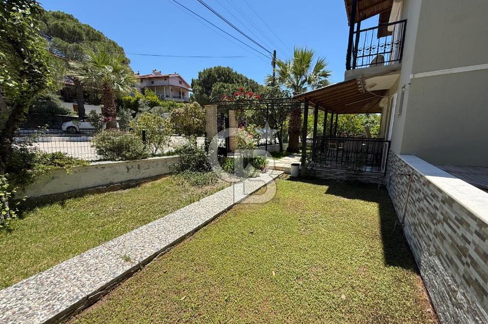 Seferihisar Akarcada Denize Sıfır Sitede Satılık Villa