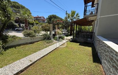 Seferihisar Akarcada Denize Sıfır Sitede Satılık Villa