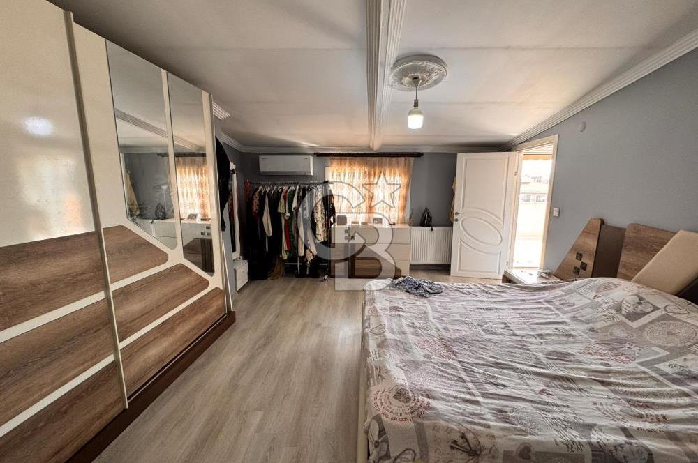 ÇİĞLİ ATAŞEHİR'DE 4+1 TERASLI DUBLEKS 220m2 SATILIK GENİŞ DAİRE
