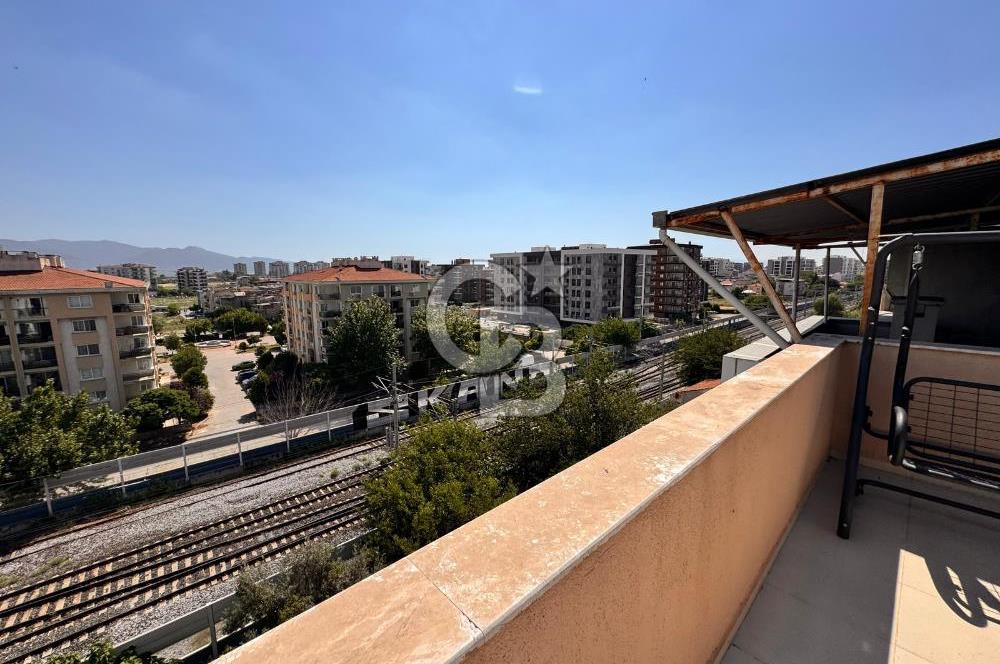 ÇİĞLİ ATAŞEHİR'DE 4+1 TERASLI DUBLEKS 220m2 SATILIK GENİŞ DAİRE