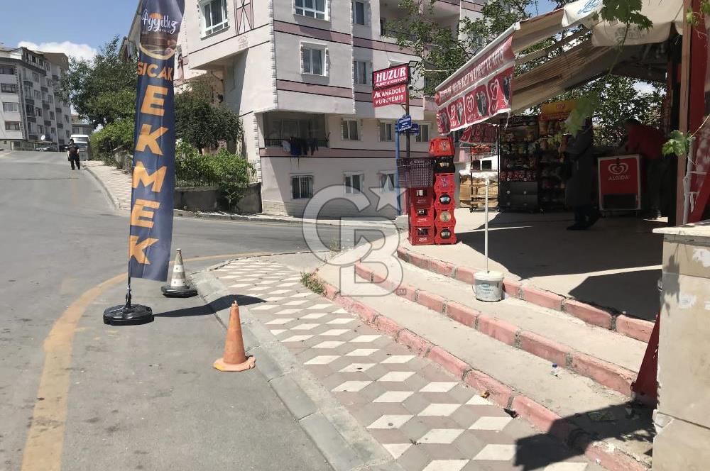 Etimesgut Kazım Karabekir Caddesi'nde Köşe Başı Kiralık Dükkan