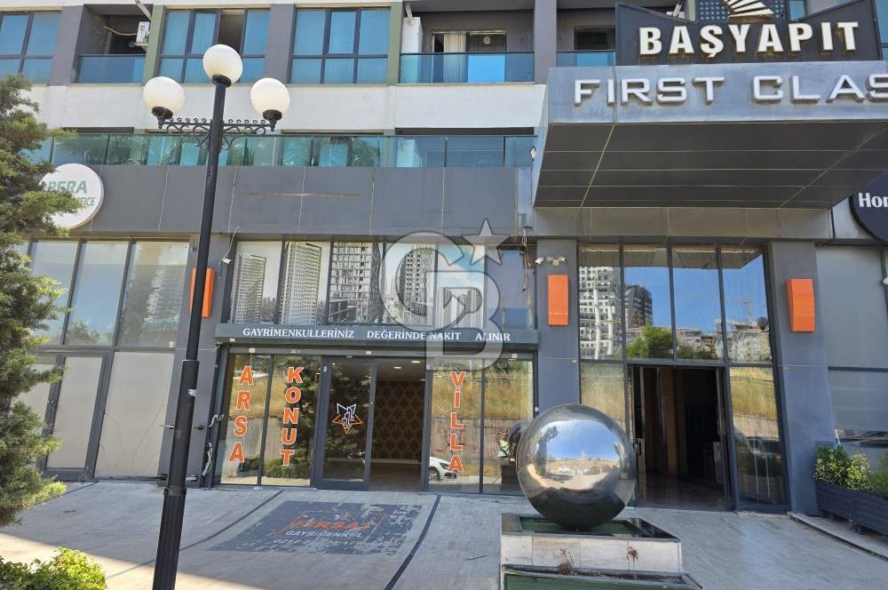Esenyurt Akevler Mah.E5 Üzeri Satılık 100 M2 Depolu Dükkan