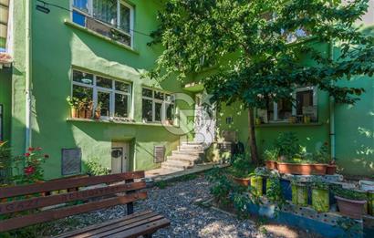 ÇEKİRGE MEYDANINDA SATILIK TARİHİ DOKULU MÜSTAKİL EV Favorilerime Ekle Yazdır