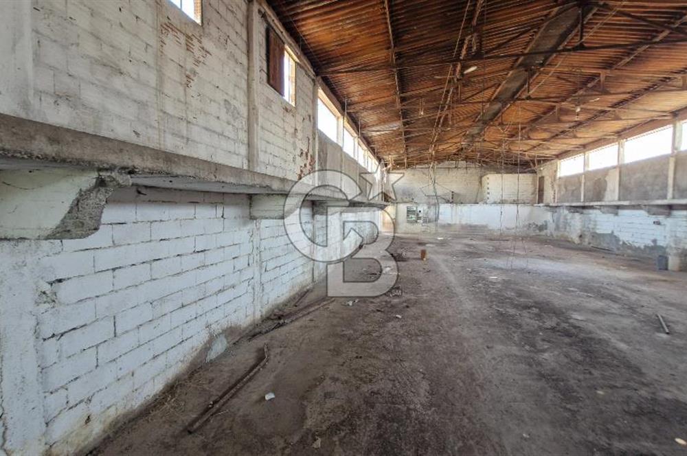 İzmir Menemen Günerli'de 700m² Kapalı Alanlı Kiralık Depo CB PH