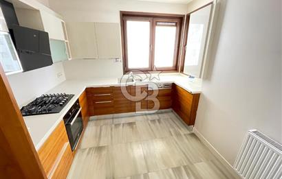 SUADİYE KAVİSLİ SOKAKTA GENİŞ 3+1 DAİRE