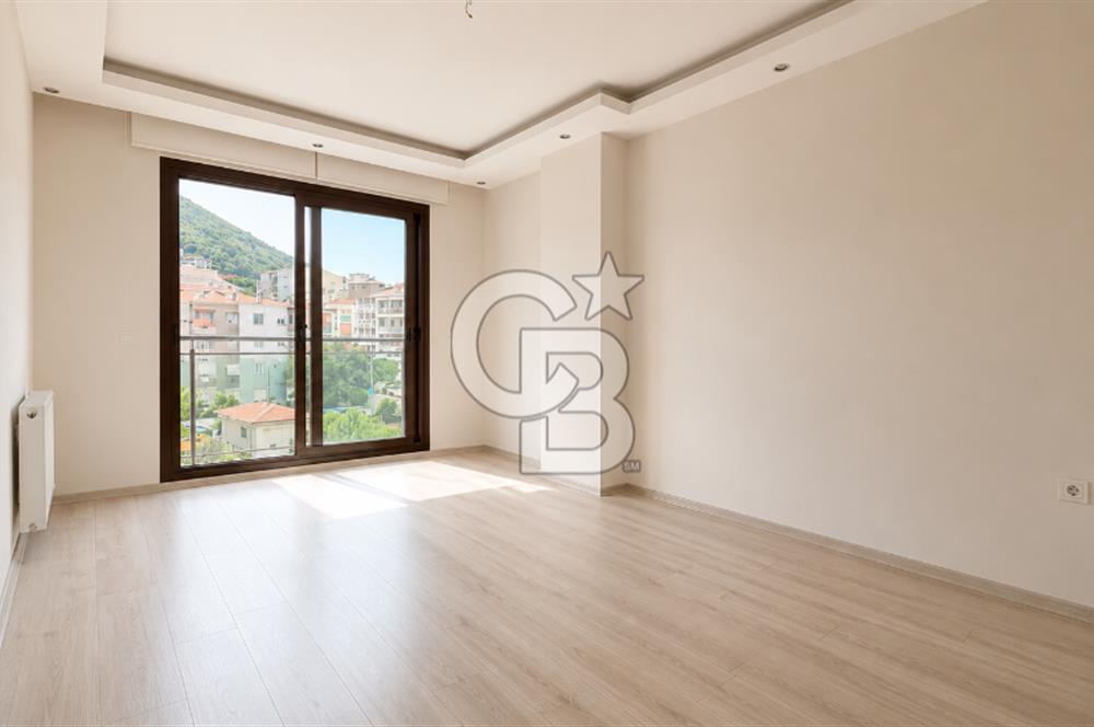 BALÇOVA ÇETİN EMEÇ MAHALLESİ HARİKA KONUMDA SATILIK 3+1 JEOTERMALLİ DAİRE