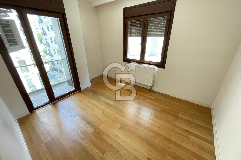 SUADİYE KAVİSLİ SOKAKTA GENİŞ 3+1 DAİRE