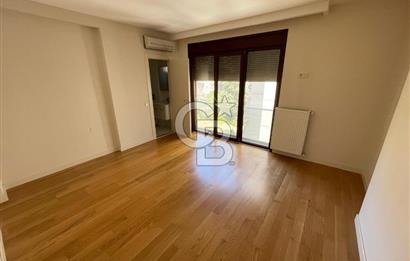 SUADİYE KAVİSLİ SOKAKTA GENİŞ 3+1 DAİRE