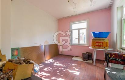 ÇEKİRGE MEYDANINDA SATILIK TARİHİ DOKULU MÜSTAKİL EV Favorilerime Ekle Yazdır