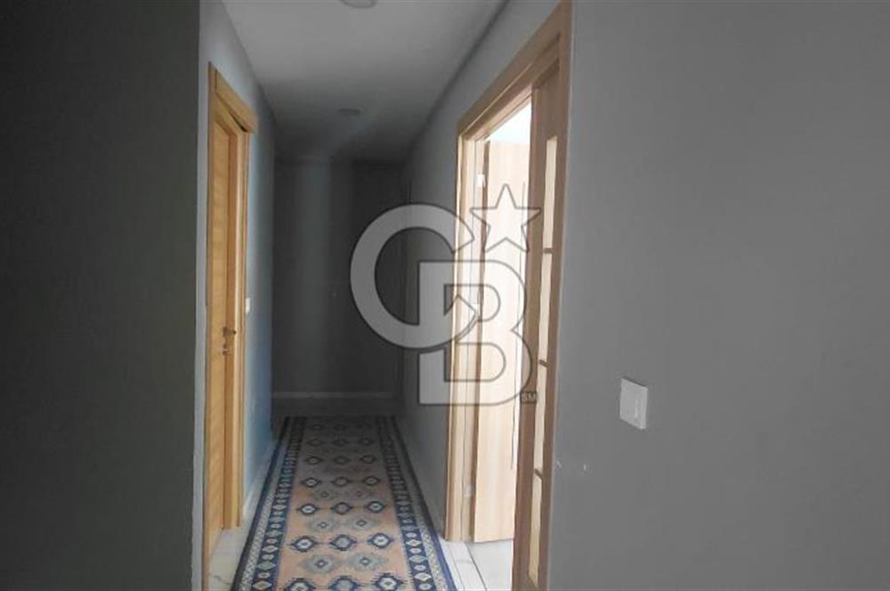 MALTEPE AYDINEVLER SİTEDE E-5 YAKINI SATLIK  DUBLEX DAİRE