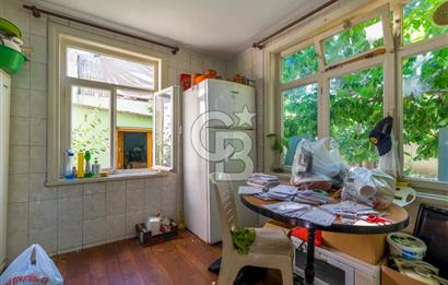 ÇEKİRGE MEYDANINDA SATILIK TARİHİ DOKULU MÜSTAKİL EV Favorilerime Ekle Yazdır