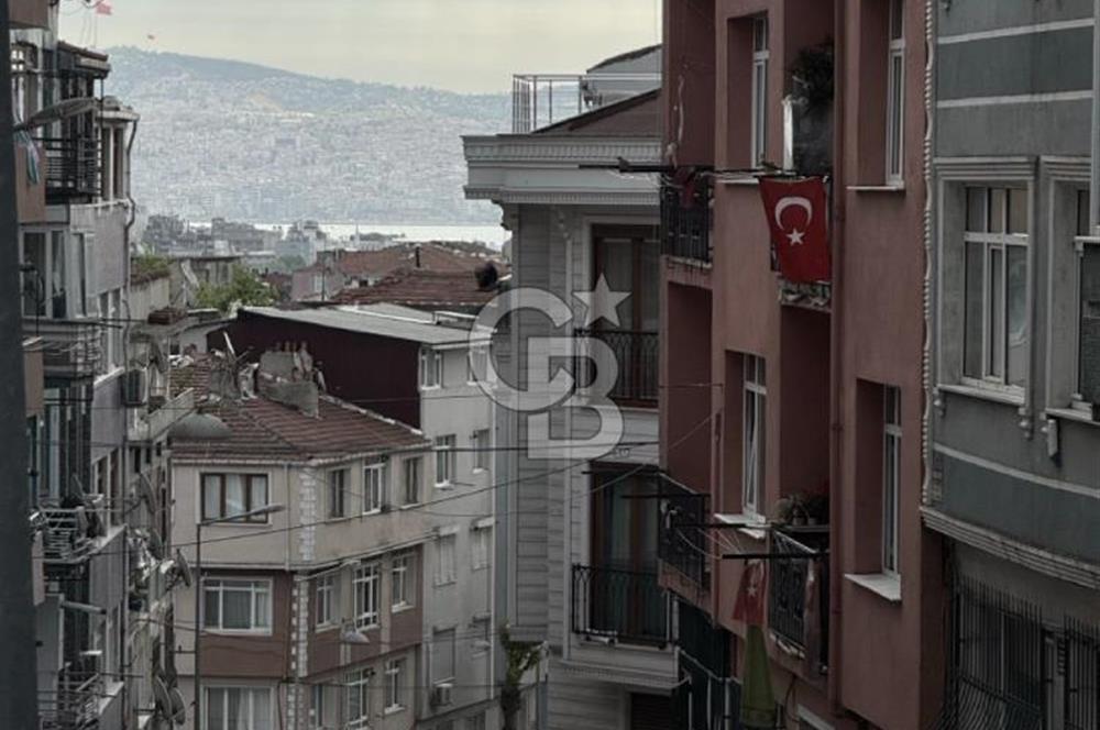 Fatih Camii Yakınında Satılık Komple Bina