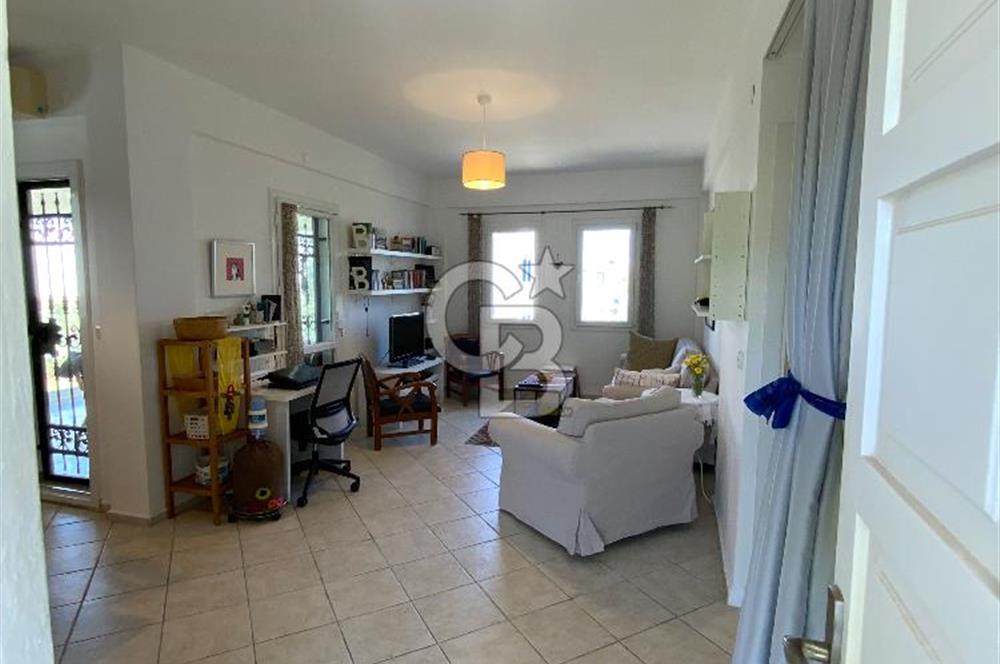 Bodrum Ortakent Yahşi'de Özel plajlı, Bahçeli Kiralık Dubleks Ev