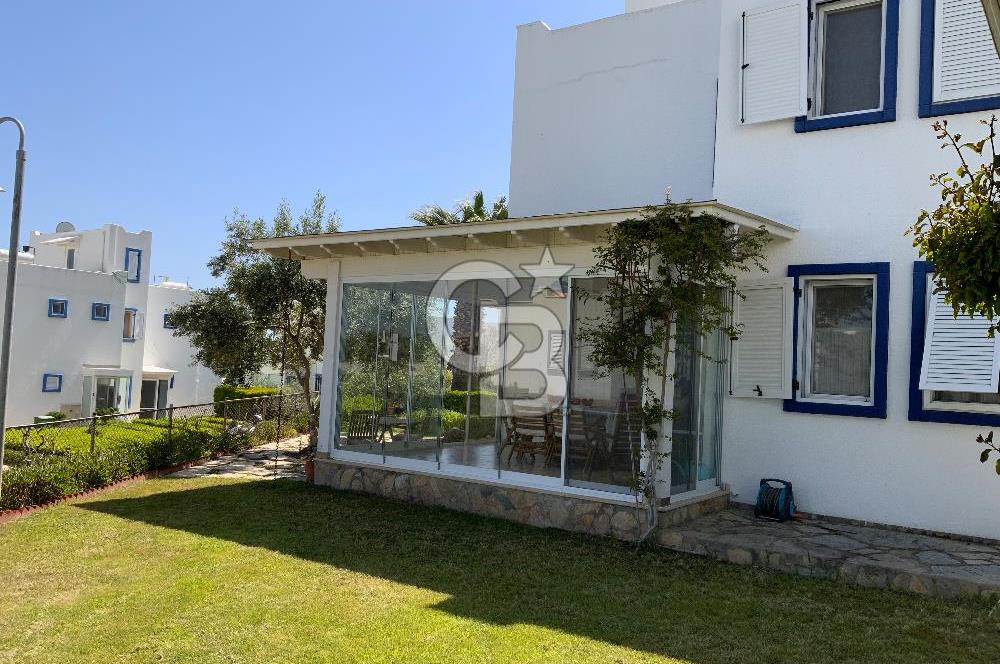 Bodrum Ortakent Yahşi'de Özel plajlı, Bahçeli Kiralık Dubleks Ev