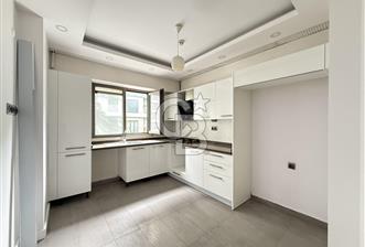 CADDEBOSTAN PLAJYOLUNDA KÖŞE BİNA KİRALIK DAİRE - 5 - 351800