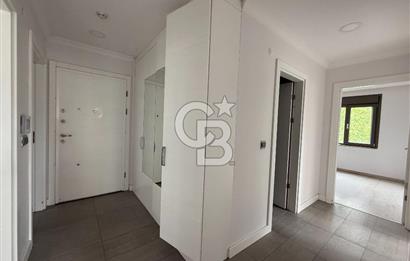 CADDEBOSTAN PLAJYOLUNDA KÖŞE BİNA KİRALIK DAİRE