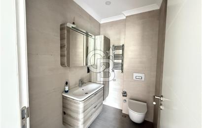 CADDEBOSTAN PLAJYOLUNDA KÖŞE BİNA KİRALIK DAİRE