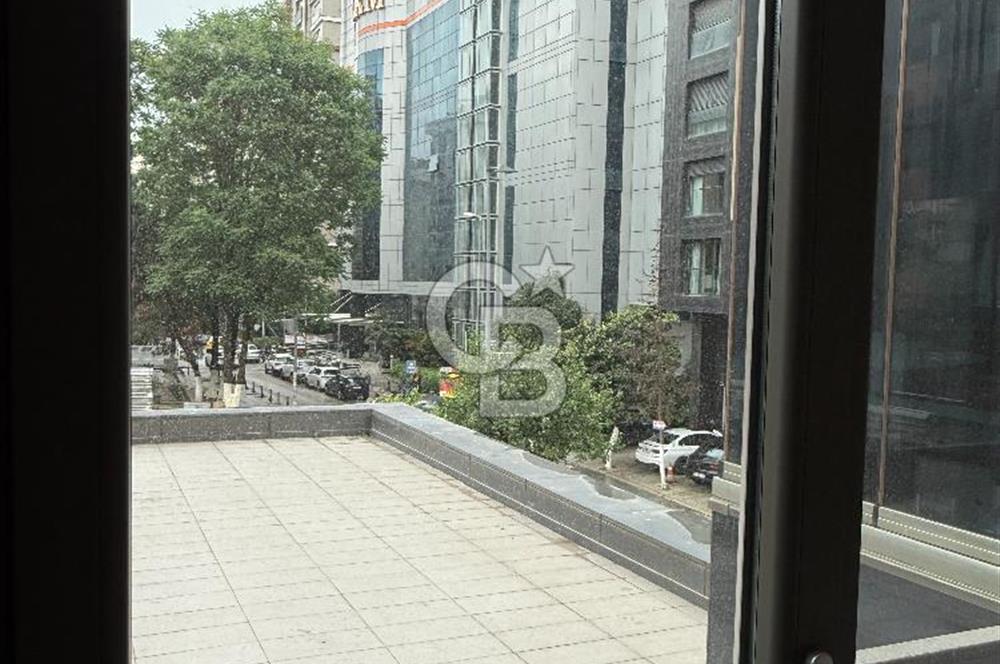 CADDEBOSTAN PLAJYOLUNDA KÖŞE BİNA KİRALIK DAİRE