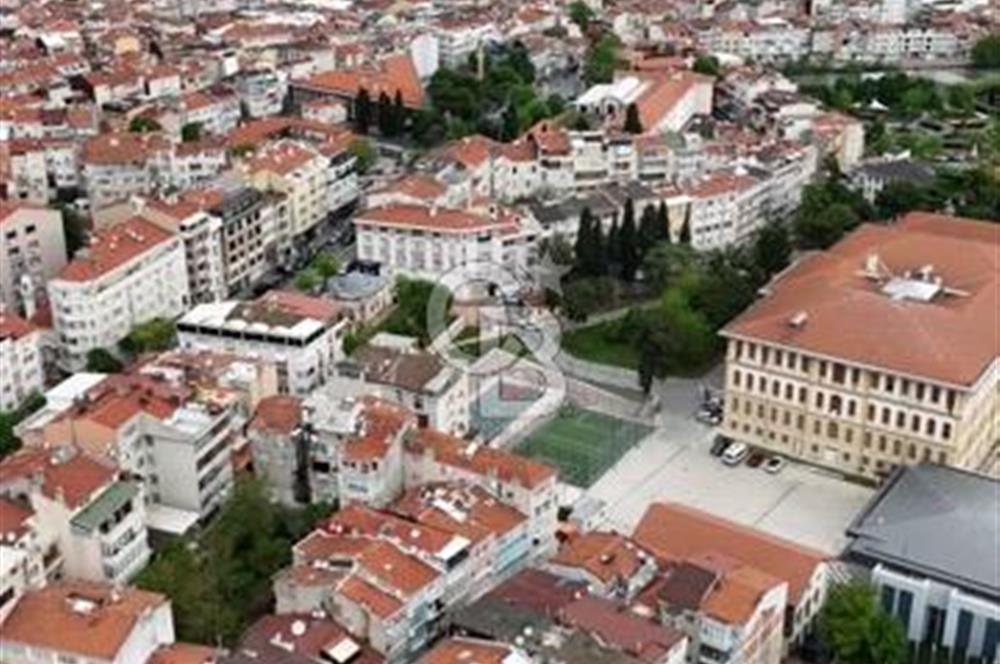 Fatih Camii Yakınında Satılık Arsa