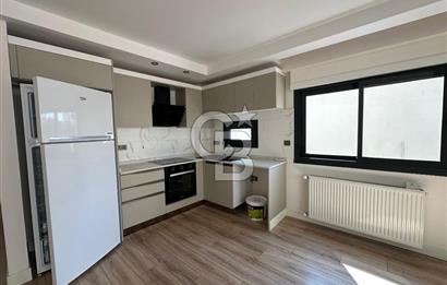 Karşıyaka Bostanlı'da Yeni Binada Bakımlı Kiralık Daire