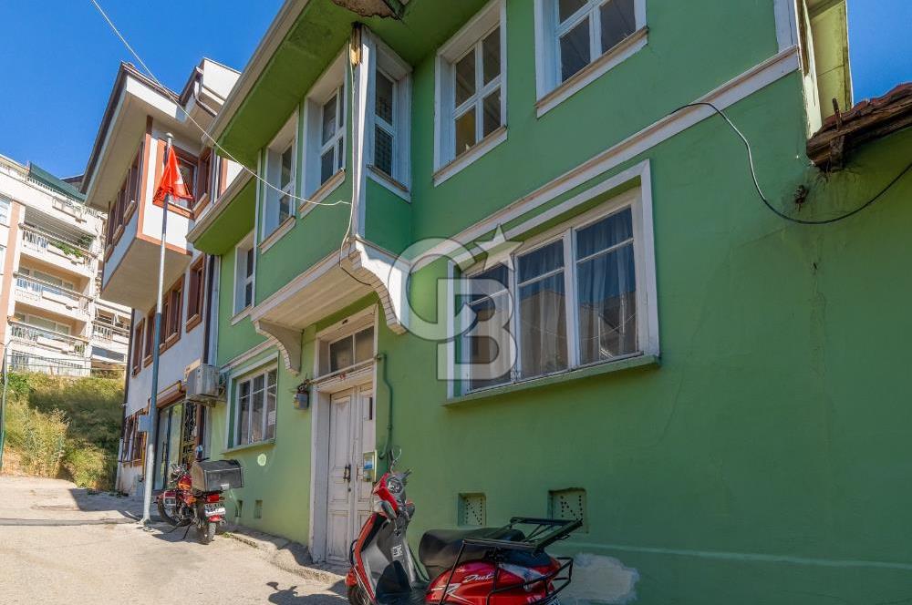 ÇEKİRGE MEYDANINDA SATILIK TARİHİ DOKULU MÜSTAKİL EV Favorilerime Ekle Yazdır