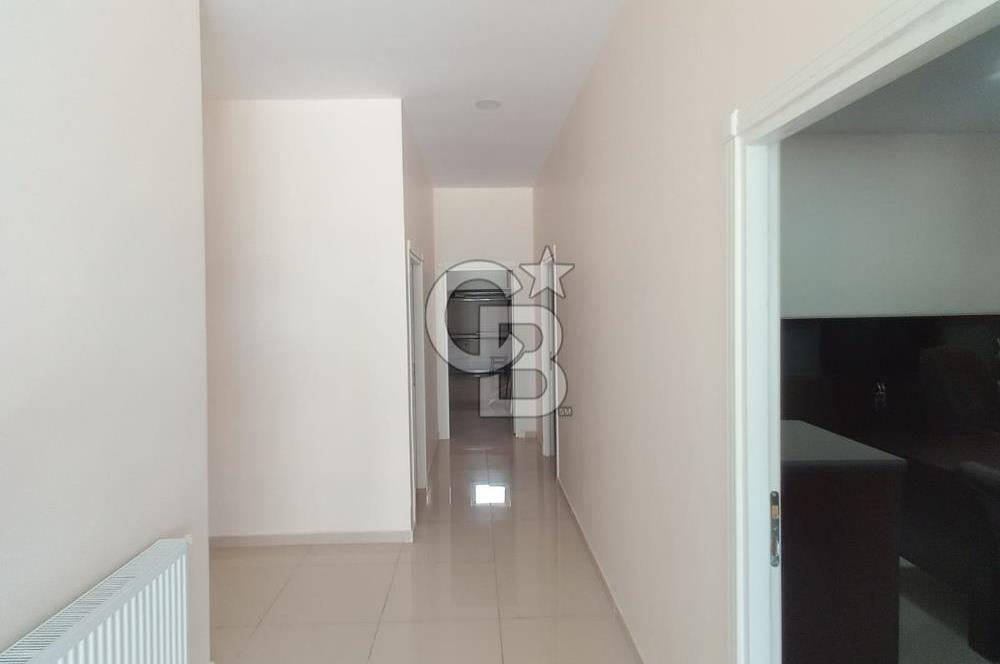 İZMİT ALİKAHYA MERKEZ'DE 5 KATLI 1100m2 KOMPLE KİRALIK BİNA