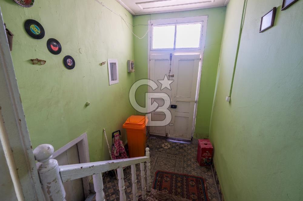 ÇEKİRGE MEYDANINDA SATILIK TARİHİ DOKULU MÜSTAKİL EV Favorilerime Ekle Yazdır