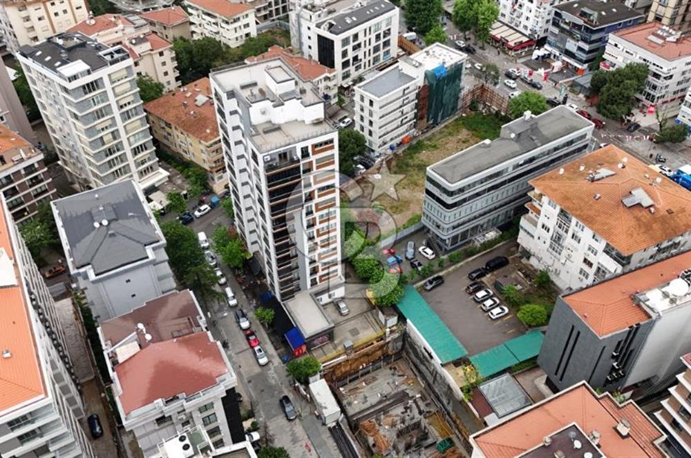 CADDEBOSTAN PLAJYOLUNDA KÖŞE BİNA KİRALIK DAİRE