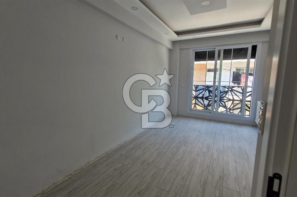 İzmir Çiğli Uğur Mumcu'da S.Ocağı Yanı Satılık Tripleks Ev CB PH