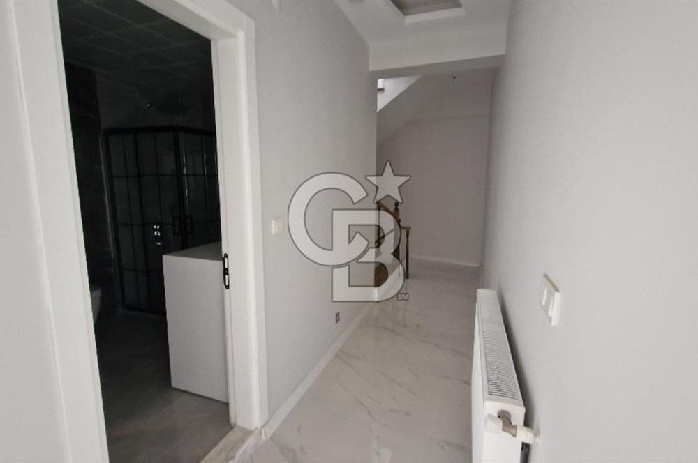 İzmir Çiğli Uğur Mumcu'da S.Ocağı Yanı Satılık Tripleks Ev CB PH