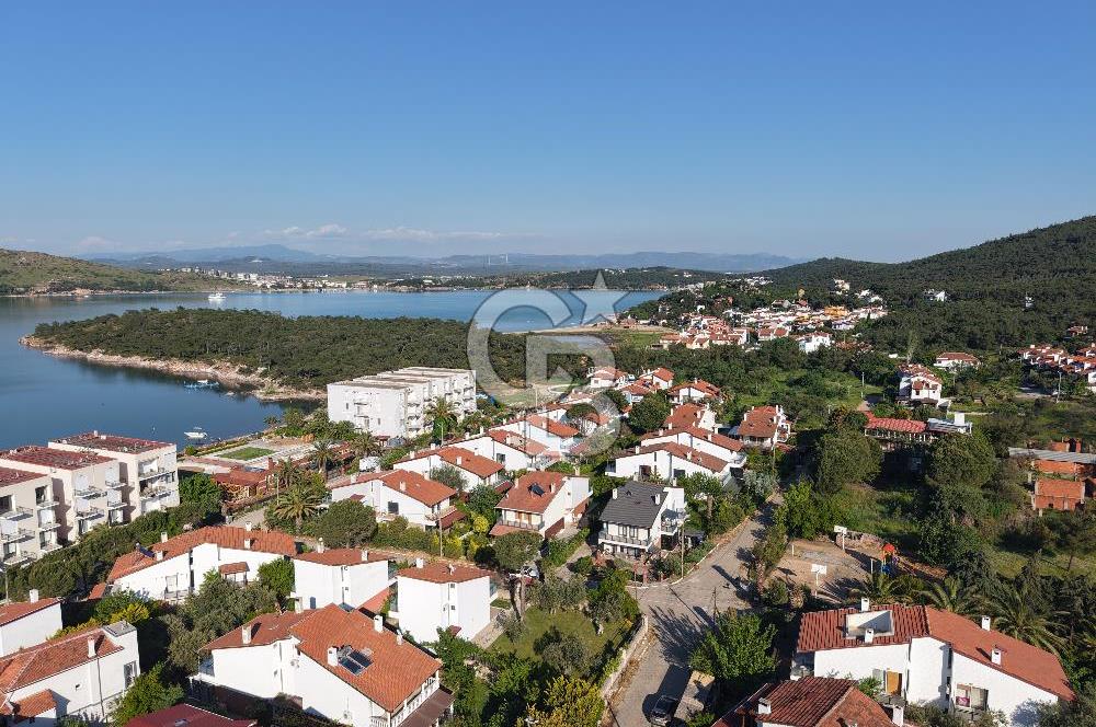 Süner Sitesinde Satılık Denize Yakın 4+1 Villa