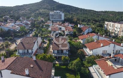 Süner Sitesinde Satılık Denize Yakın 4+1 Villa