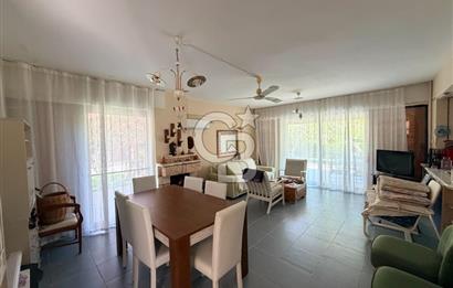 Süner Sitesinde Satılık Denize Yakın 4+1 Villa