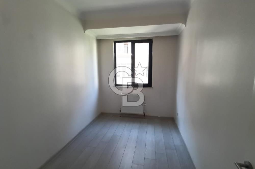 Ümraniye Esenevler Mahallesi’nde Kiralık 2+1 Arakat Daire