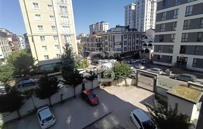 Ümraniye Esenevler Mahallesi’nde Kiralık 2+1 Arakat Daire