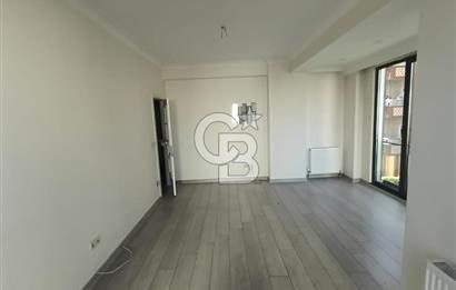 Ümraniye Esenevler Mahallesi’nde Kiralık 2+1 Arakat Daire