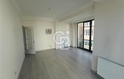 Ümraniye Esenevler Mahallesi’nde Kiralık 2+1 Arakat Daire