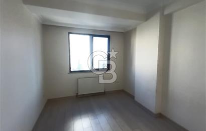 Ümraniye Esenevler Mahallesi’nde Kiralık 2+1 Arakat Daire