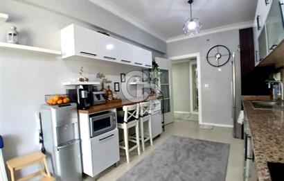 Bayraklı İzka Yelkenpark Sitesi'nde Satılık 3+1 Manzaralı Geniş Daire 