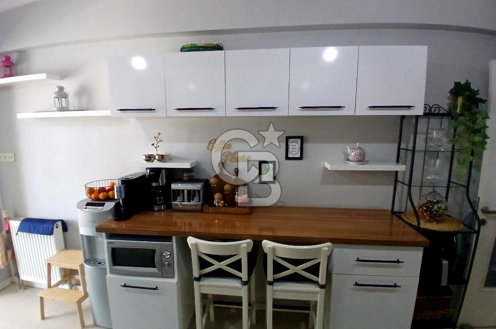 Bayraklı İzka Yelkenpark Sitesi'nde Satılık 3+1 Manzaralı Geniş Daire 