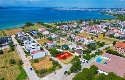 ÇANAKKALE KEPEZ'DE FULL BOĞAZ MANZARALI SATILIK İMARLI ARSA