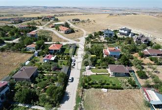 Yağlıpınar'da 720 m2 Arsa Üzerinde Bahçeli Eşyalı Satılık 1+1 - 8 - 351864
